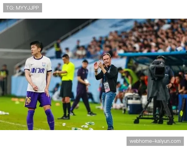 深圳新鹏城奥乌苏一条龙突破 个人能力制造威胁